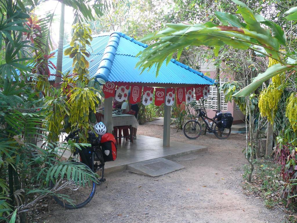 Suan Bang Bon Guest House Plai Phraya Exteriör bild